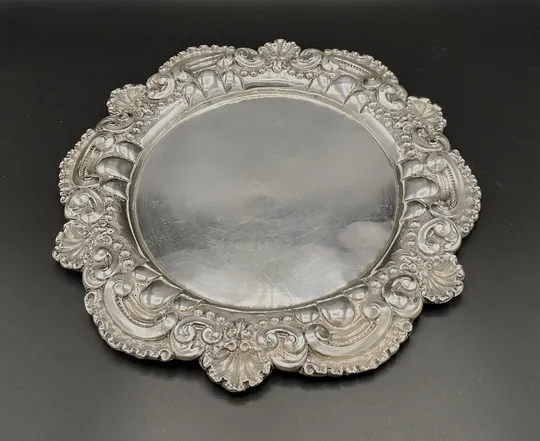Silver salver - salva em prata III