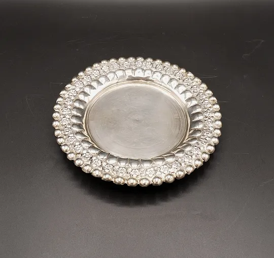 Silver salver - salva em prata I