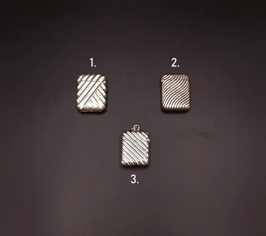 Striped vesta cases - Fosforeiras com padrão riscado