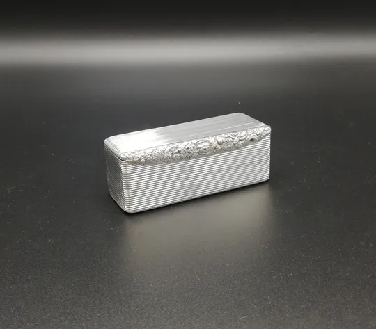 Silver snuff box - Caixa para rapé em prata