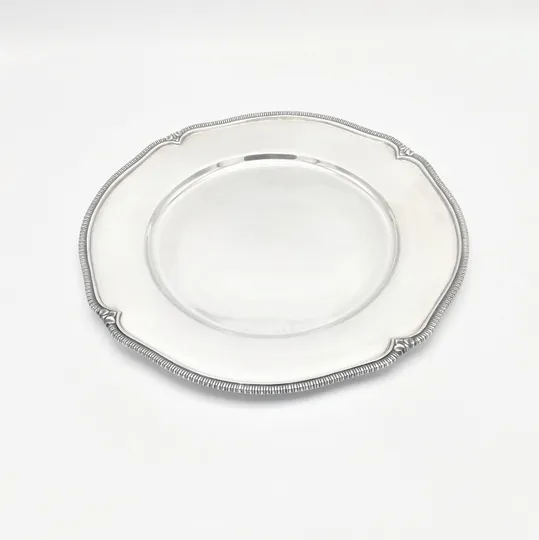 Shaped rim silver plate - Prato recortado em prata