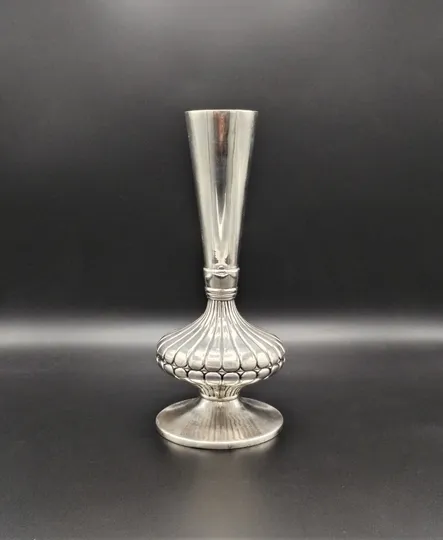 Solitaire vase - Jarra solitária
